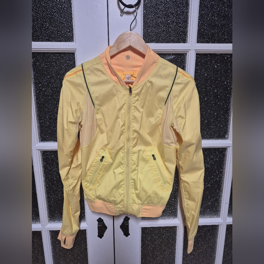 Lululemon Reversible Run Two To Make It True Jacket 4 Shell Wind Resistant